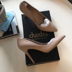 Charles David Nude Palma Pump 8.5 (leather)